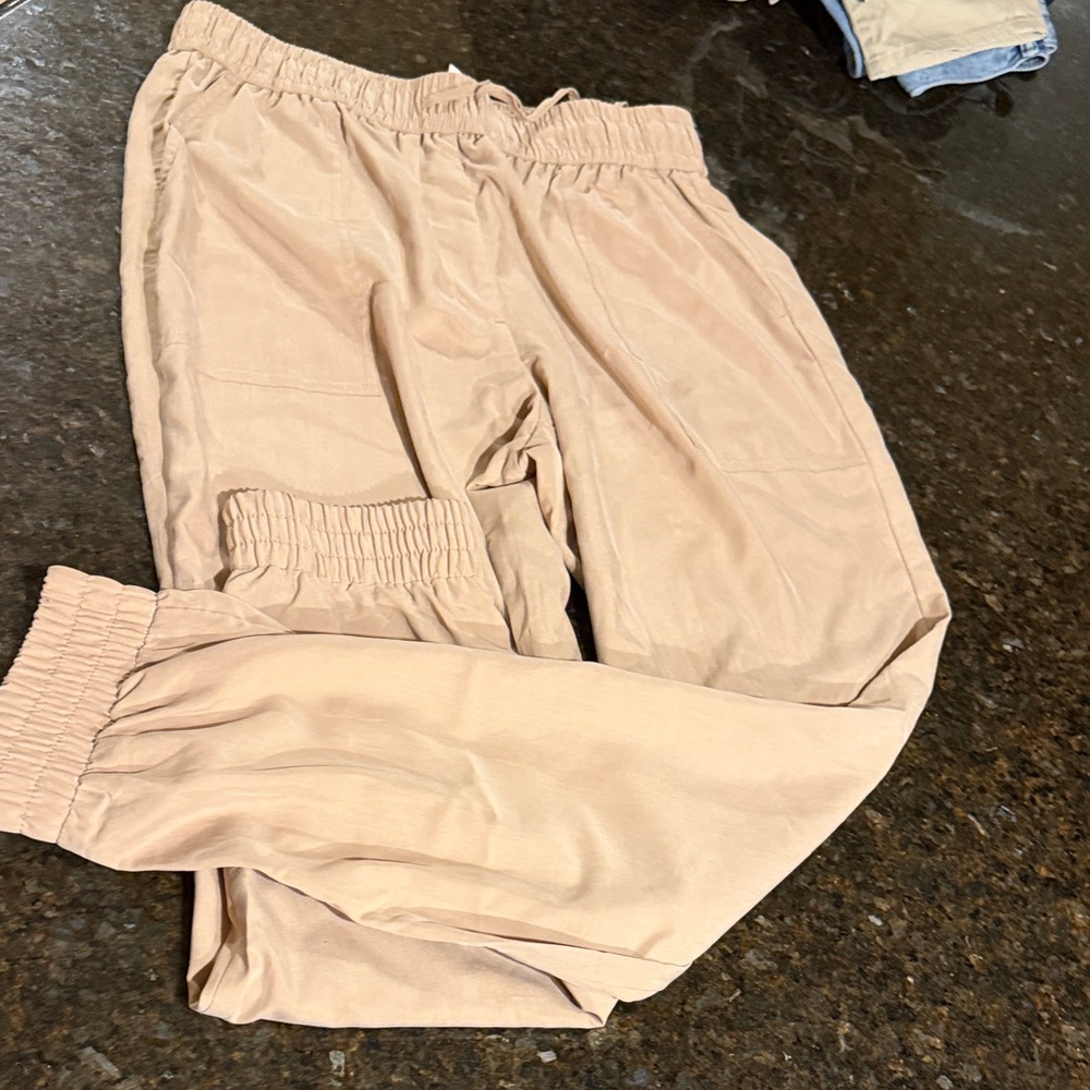 Express women's  Beige Joggers